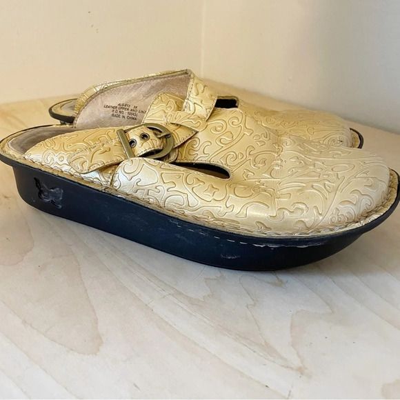 Alegria Light metallic gold leather slip-on Clogs Mule Sz 38 - Picture 1 of 10